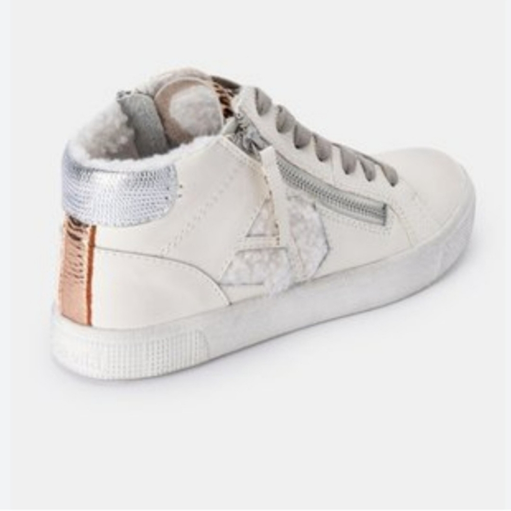 Dolce Vita Zonya Plush High Top Sneakers With Metallic Emellishments - Picture 2 of 7